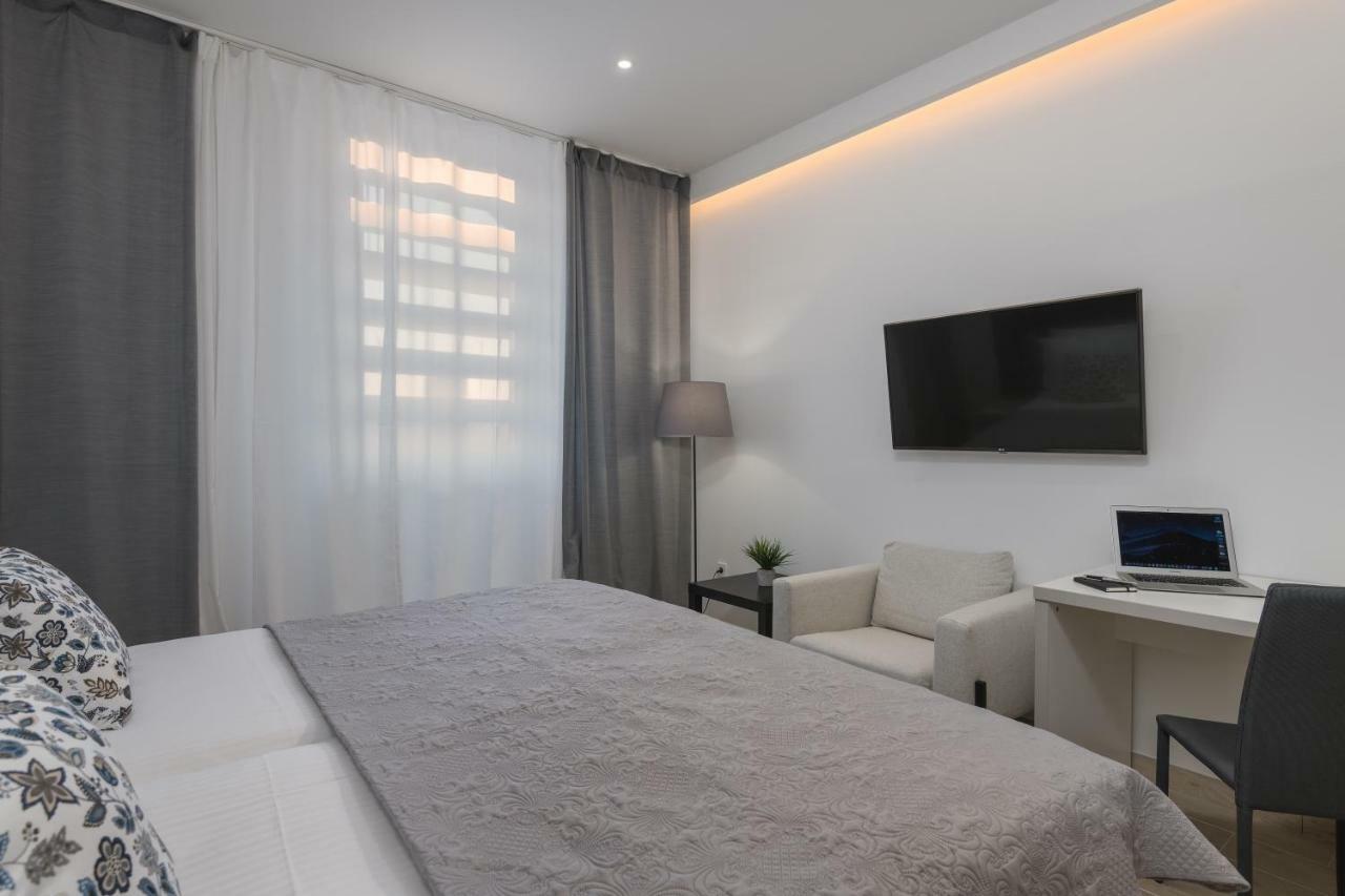 Rooms4U Дубровник Екстериор снимка